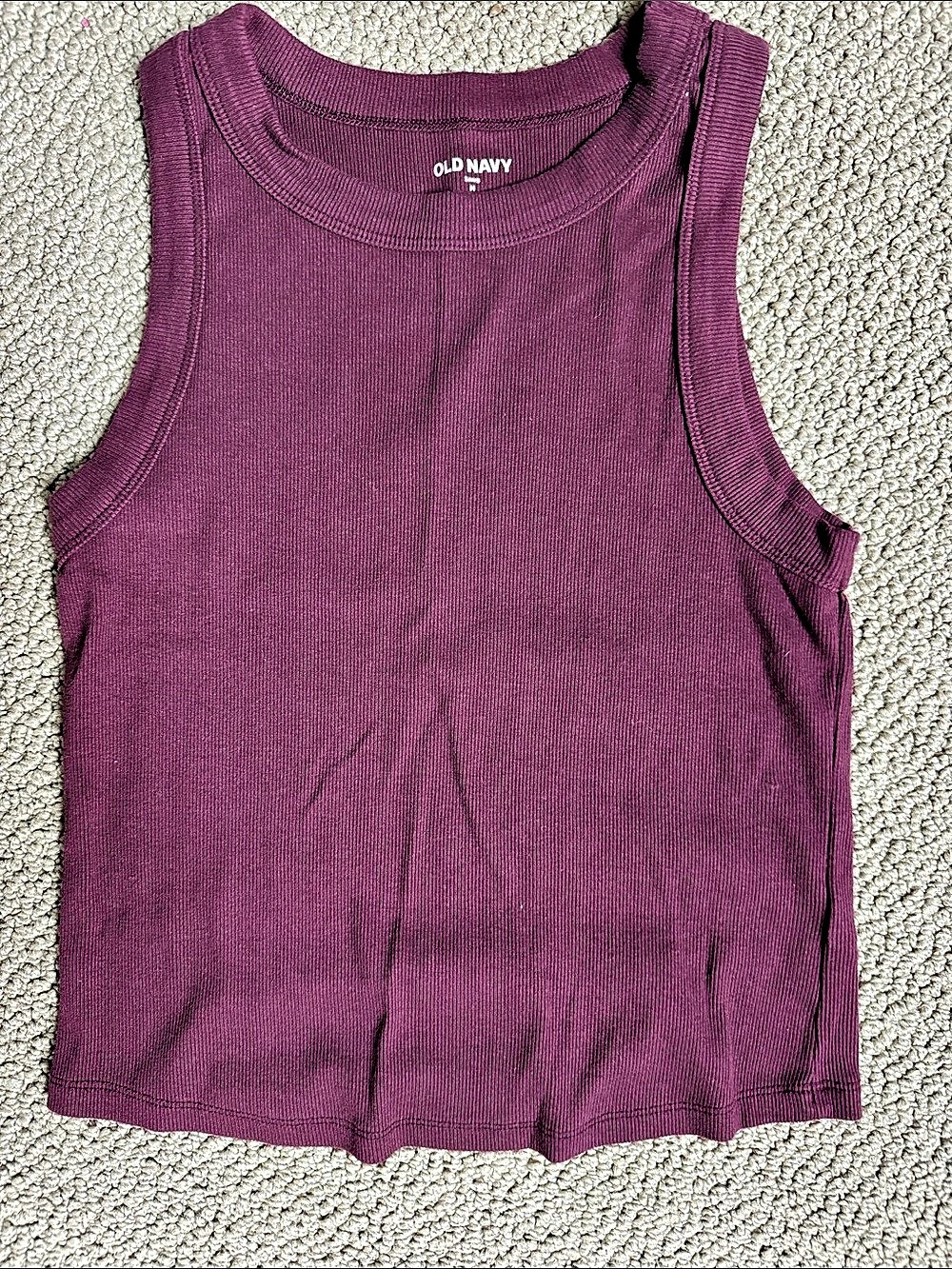Old Navy Snug Crop Ribbed Tank Top maroon Small